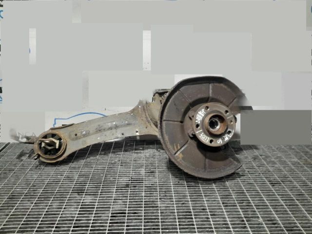 bontott VOLVO XC60 Jobb hátsó Csonkállvány