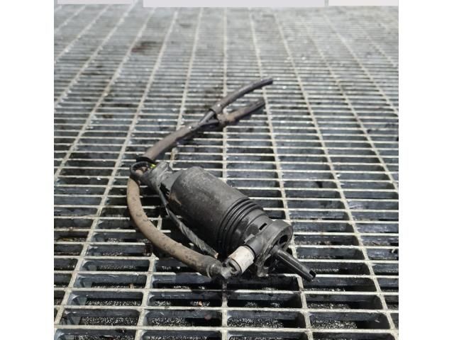 bontott VOLVO XC60 Első Ablakmosó Szivattyú