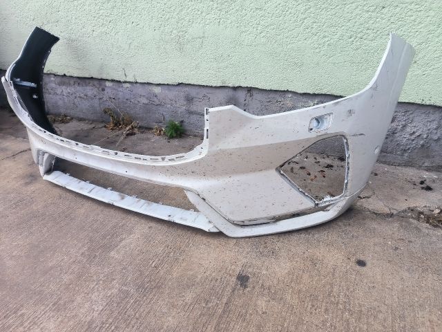 bontott VOLVO XC60 Első Lökhárító (Részeivel)