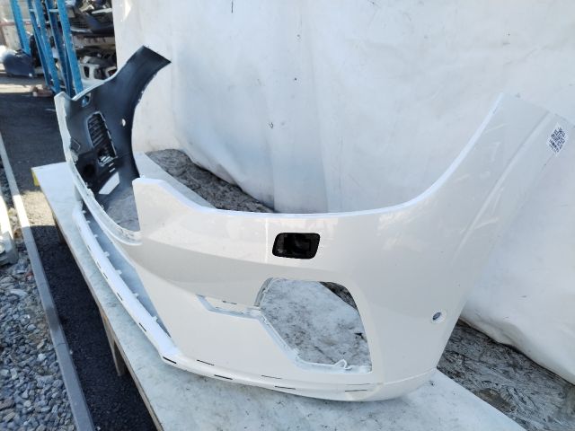 bontott VOLVO XC60 Első Lökhárító (Üresen)