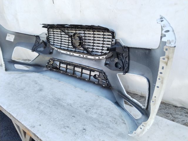 bontott VOLVO XC60 Első Lökhárító (Üresen)