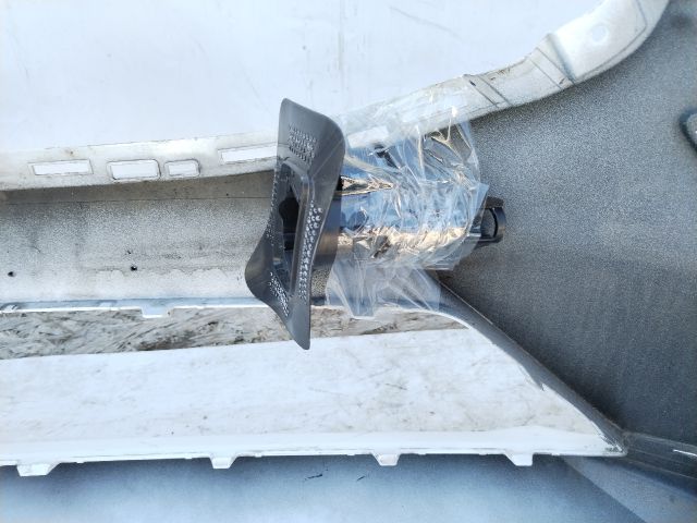 bontott VOLVO XC60 Első Lökhárító (Üresen)