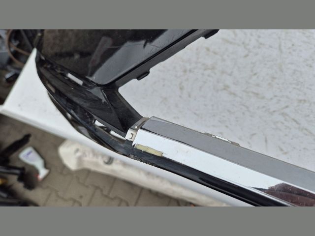 bontott VOLVO XC60 Első Lökhárító (Üresen)