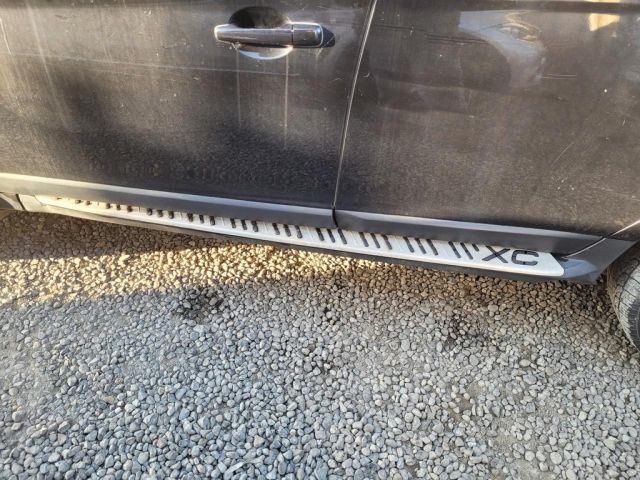 bontott VOLVO XC60 Fellépő Pár