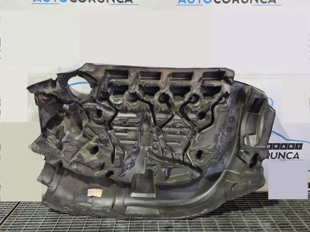 bontott VOLVO XC60 Felső Hűtőburkolat