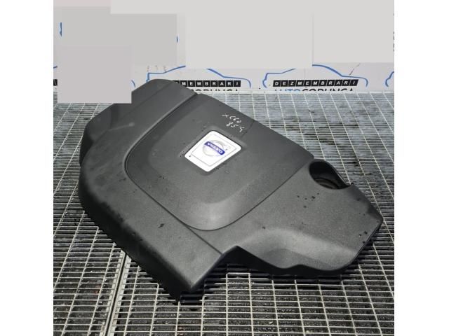 bontott VOLVO XC60 Felső Hűtőburkolat