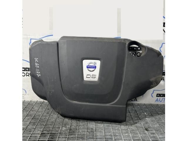 bontott VOLVO XC60 Felső Hűtőburkolat