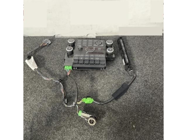 bontott VOLVO XC60 Fűtéskapcsoló (digit klímás)