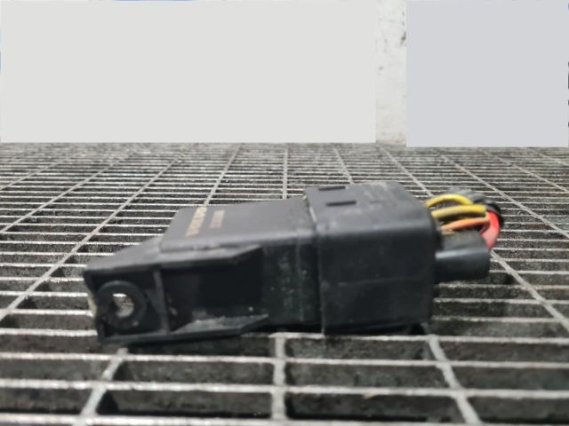 bontott VOLVO XC60 Izzító Relé