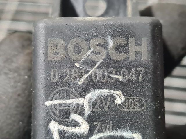 bontott VOLVO XC60 Izzító Relé