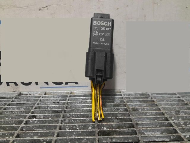 bontott VOLVO XC60 Izzító Relé