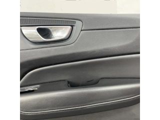 bontott VOLVO XC60 Jobb első Ajtó Kárpit