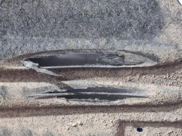 bontott VOLVO XC60 Jobb első Dobbetét (Kerékjárati, Műanyag)