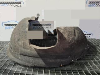 bontott VOLVO XC60 Jobb első Dobbetét (Kerékjárati, Műanyag)