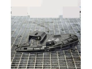 bontott VOLVO XC60 Jobb Fényszóró Tartó