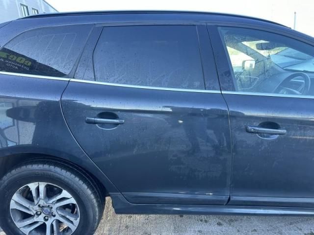 bontott VOLVO XC60 Jobb hátsó Ajtó (Üres lemez)