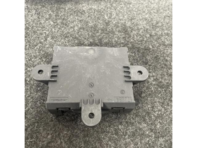 bontott VOLVO XC60 Jobb hátsó Ajtó Vezérlőegység