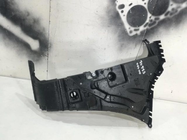 bontott VOLVO XC60 Jobb hátsó Lökhárító Tartó (Műanyag)