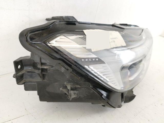 bontott VOLVO XC60 Jobb Ledes Fényszóró
