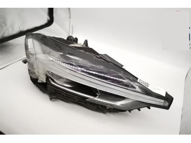 bontott VOLVO XC60 Jobb Ledes Fényszóró