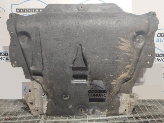 bontott VOLVO XC60 Kartervédő