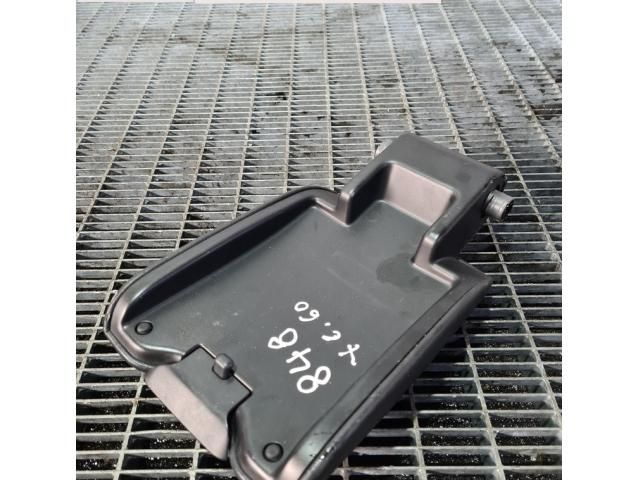 bontott VOLVO XC60 Könyöklő