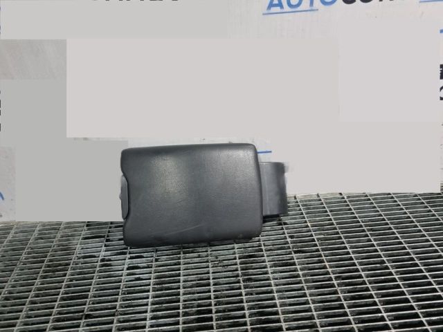 bontott VOLVO XC60 Könyöklő