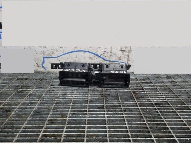 bontott VOLVO XC60 Középső Szellőző