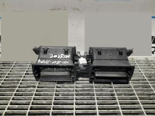 bontott VOLVO XC60 Középső Szellőző