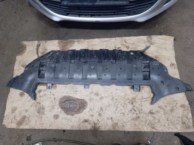 bontott VOLVO XC60 Légterelő