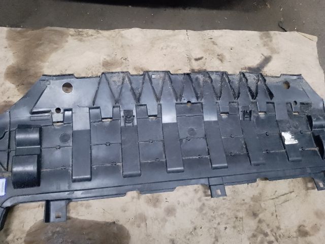 bontott VOLVO XC60 Légterelő