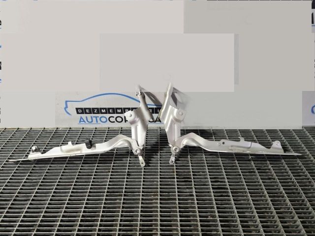 bontott VOLVO XC60 Motorháztető Zsanér Pár