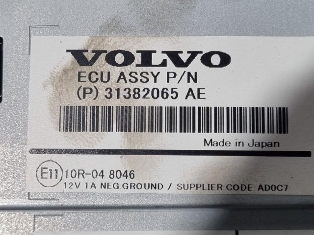 bontott VOLVO XC60 Navigációs Fejegység