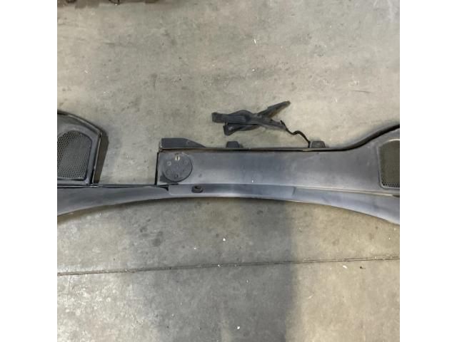 bontott VOLVO XC60 Szélvédő Takaró