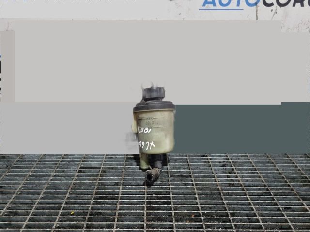 bontott VOLVO XC60 Szervóolaj Tartály