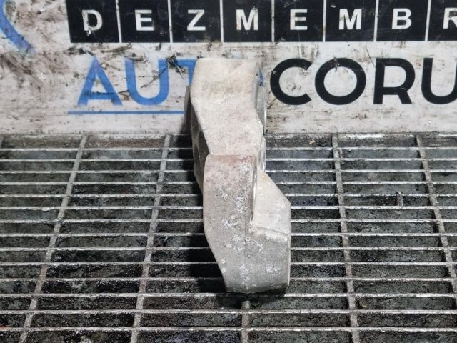 bontott VOLVO XC60 Tartó Bak