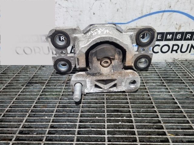 bontott VOLVO XC60 Tartó Bak