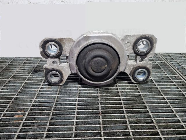 bontott VOLVO XC60 Tartó Bak