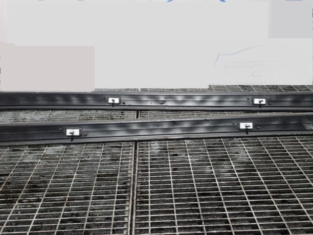 bontott VOLVO XC60 Tetősín Pár