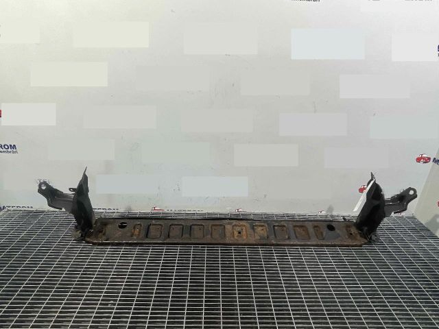 bontott VOLVO XC60 Vízhűtő Radiátor Tartó