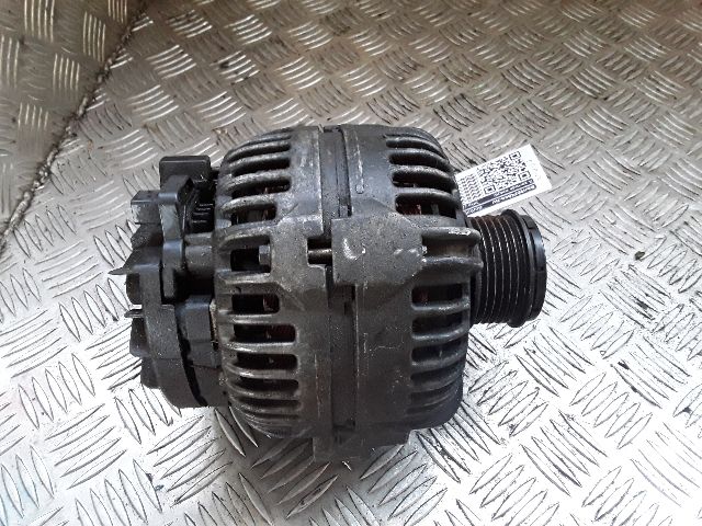 bontott VOLVO XC70 Generátor