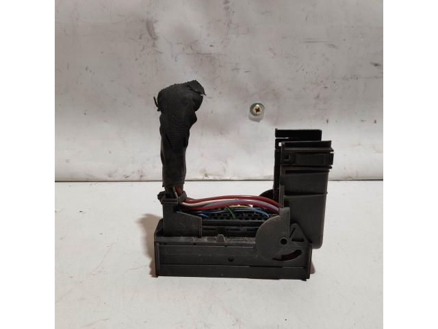 bontott VOLVO XC70 Csatlakozó