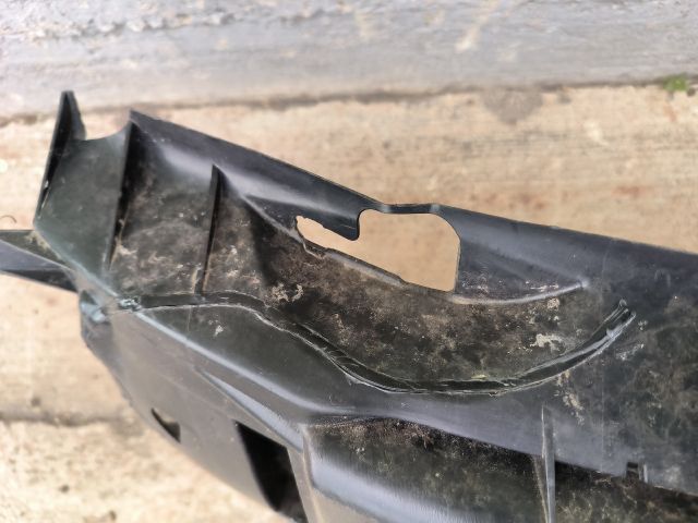 bontott VOLVO XC70 Első Lökhárító (Üresen)