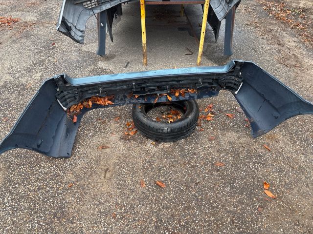 bontott VOLVO XC70 Hátsó Lökhárító (Üresen)