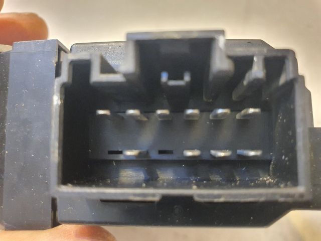 bontott VOLVO XC90 Ablakemelő és Tükör Kapcsoló