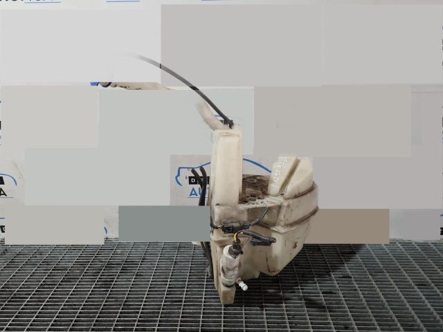 bontott VOLVO XC90 Ablakmosó Tartály