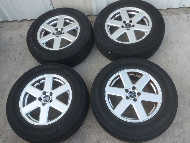 bontott VOLVO XC90 Alufelni Szett Gumival