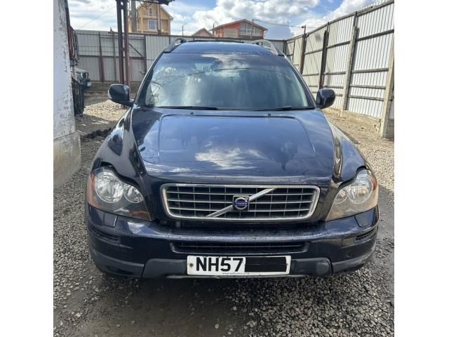 bontott VOLVO XC90 Bal első Dobbetét (Kerékjárati, Műanyag)