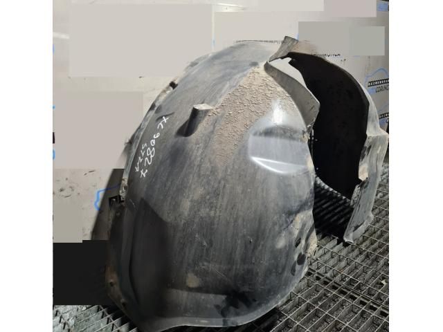 bontott VOLVO XC90 Bal első Dobbetét (Kerékjárati, Műanyag)