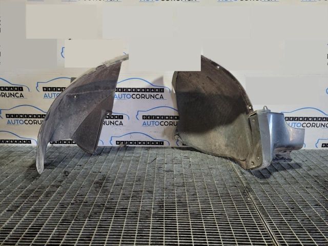 bontott VOLVO XC90 Bal első Dobbetét (Kerékjárati, Műanyag)